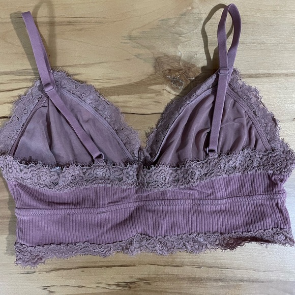 Aerie lace cami - Picture 2 of 4